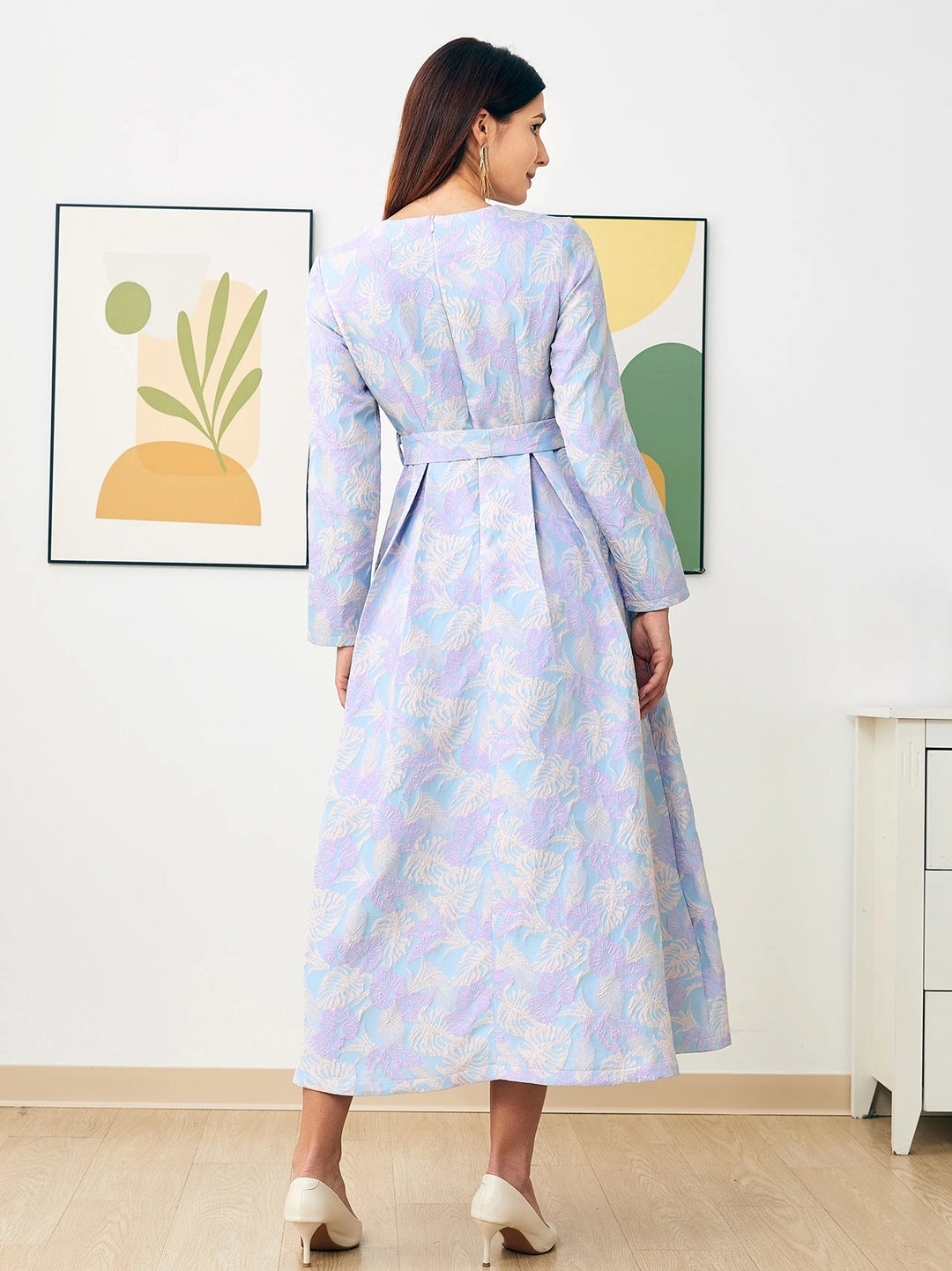 Luxurious Three-dimensional Embossed Dress