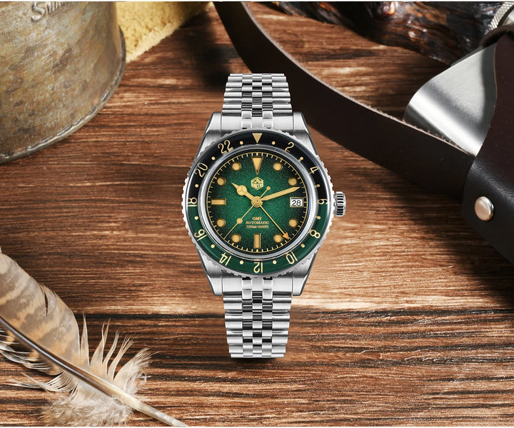 Bezel Sandwich Dial Wristwatch
