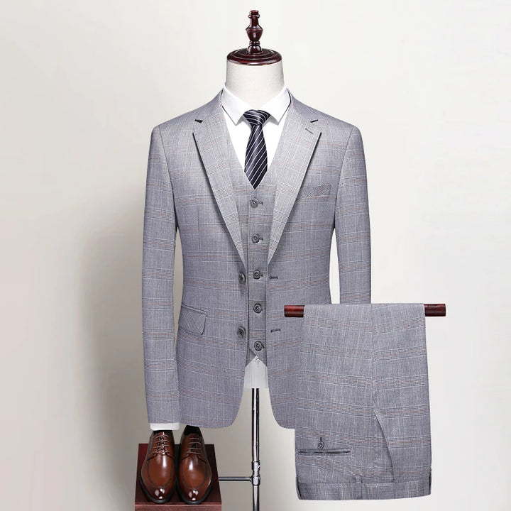 Versatile Spring Plaid Business Suit