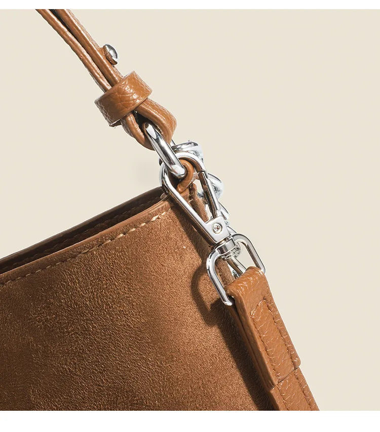 Delicate Crossbody Handbag