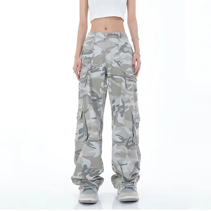 Wide Legs Camouflage Cargo Pants