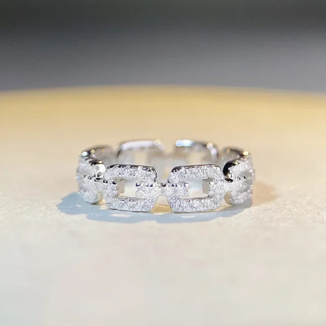 Exquisite Platinum Chain Ring