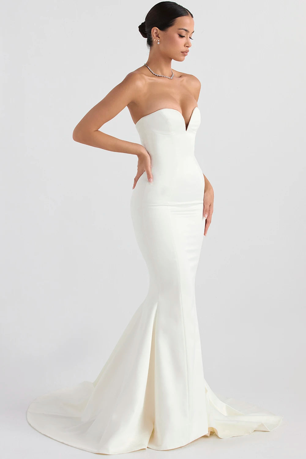 Stylish Sleeveless Sweep Train Bridal Gown