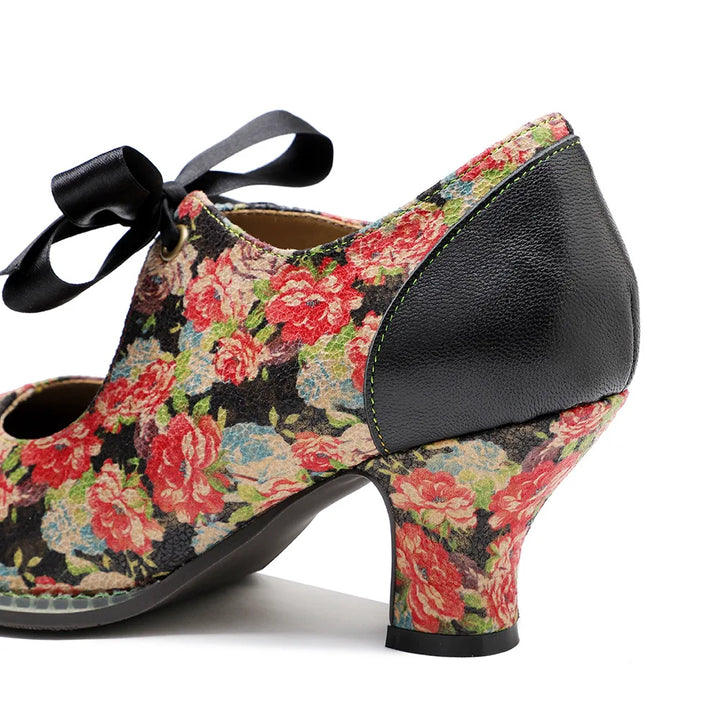 Classic Floral Bow Lace Pumps