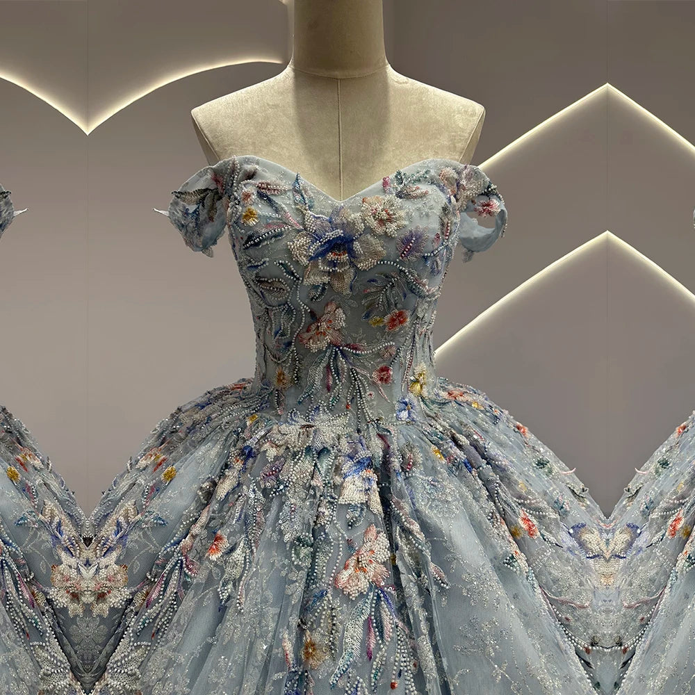 Exquisite Graceful Long Train Wedding Dress