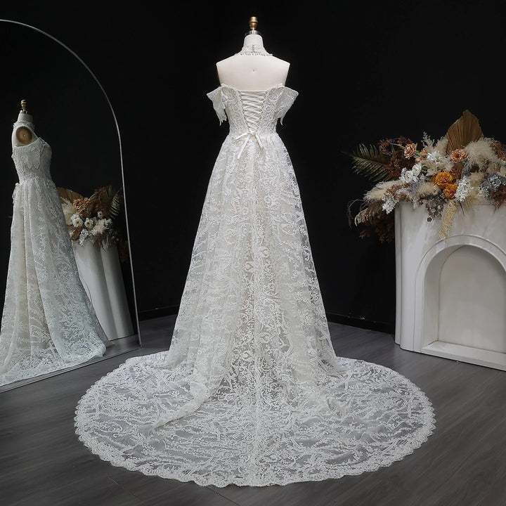 Romantic Pearl Appliques Wedding Dress