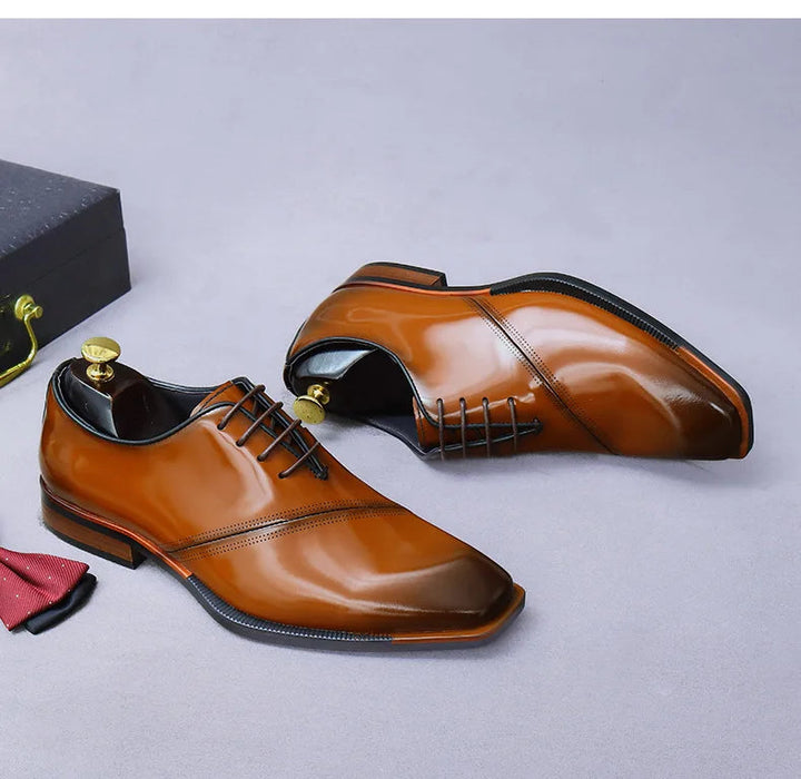 Attractive Lace-Up Oxford Shoes