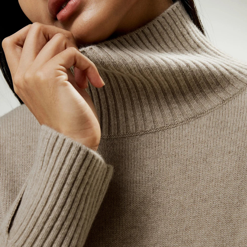 Relaxed-Fit Slit Cuff Cashmere Sweater