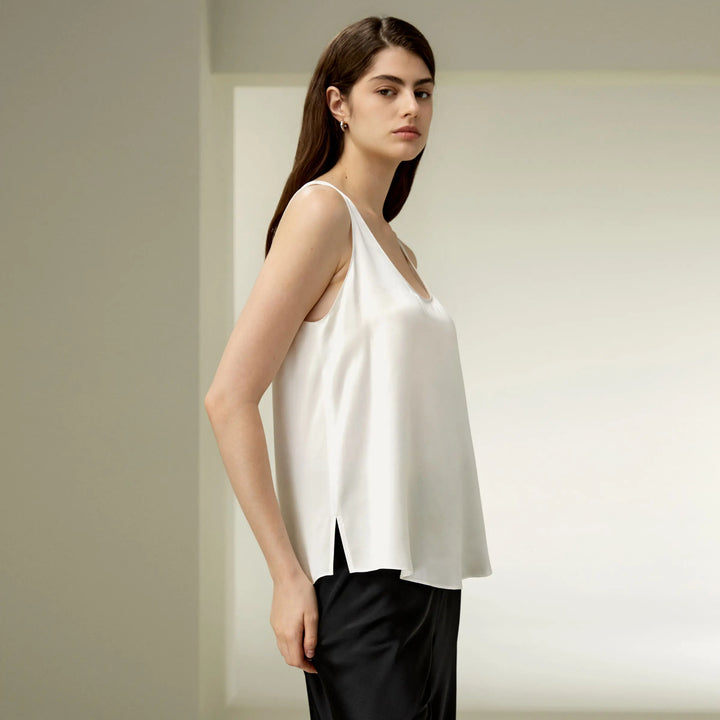 Women’s silk relaxed tank top, natural white, sleeveless scoop neck, side view