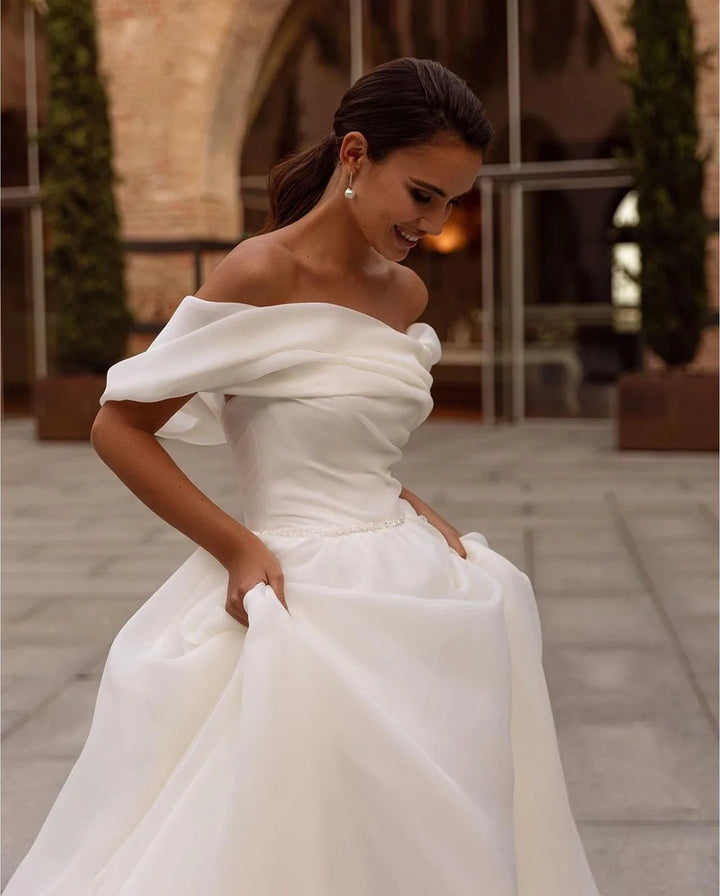 Dreamlike Off-The-Shoulder Wedding Dress