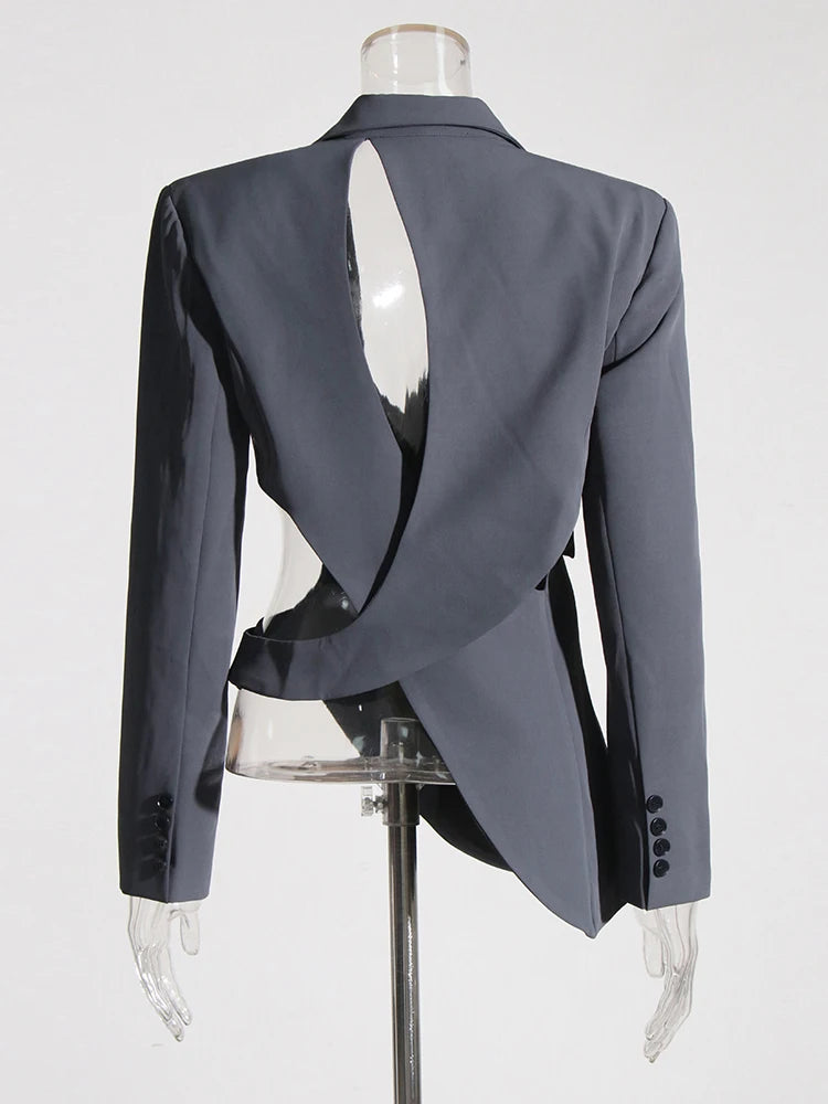 Black hollow-out slim blazer back view with cutout V-panel