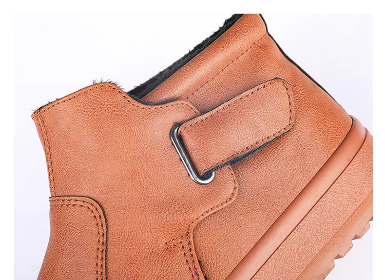 Stylish Fur-Lined Winter Warm Boots