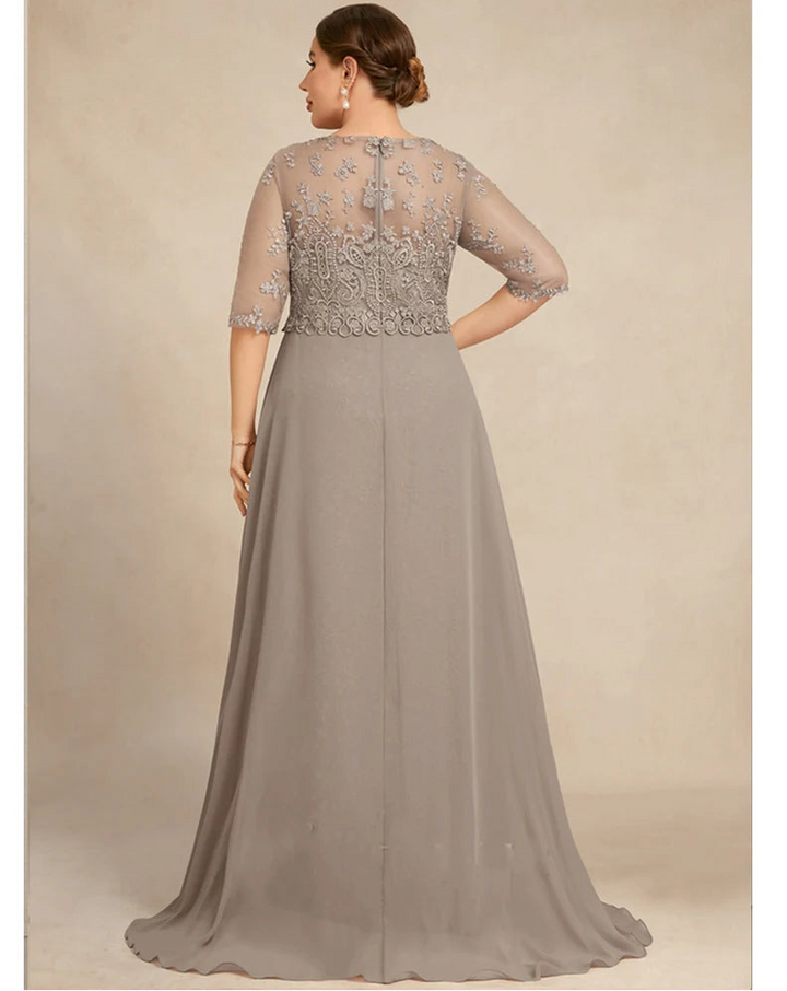 Luxury Scoop Neck Formal Gown