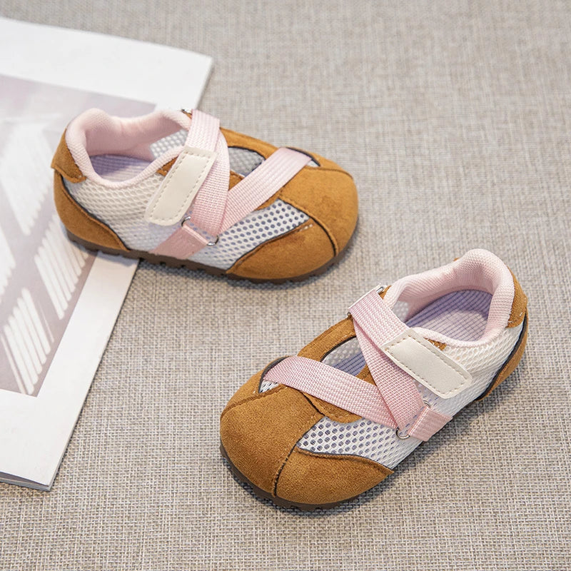 Trendy Hollow Mesh Baby Girl&