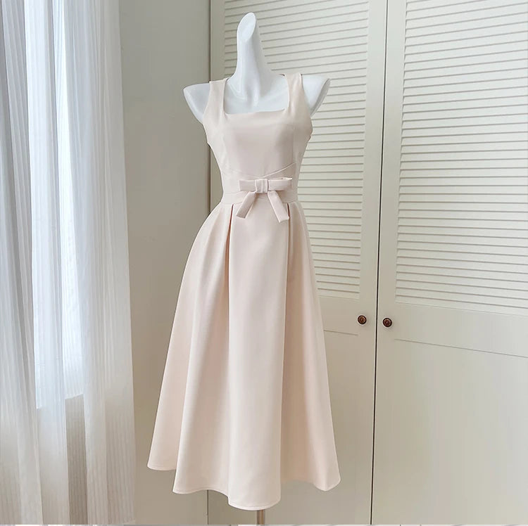 Graceful Square Collar Flowing Midi Dress