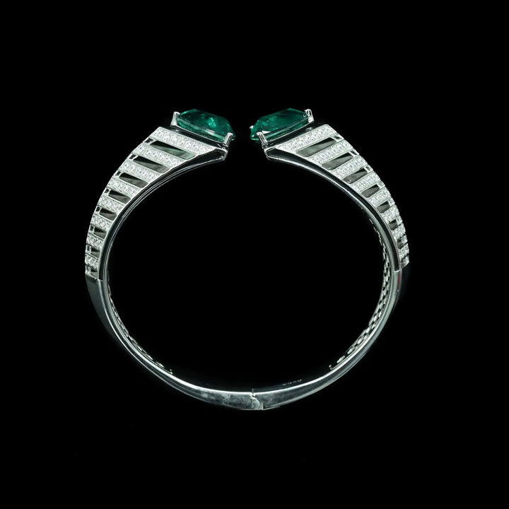 Synthetic Emerald Art Fashion Bangle