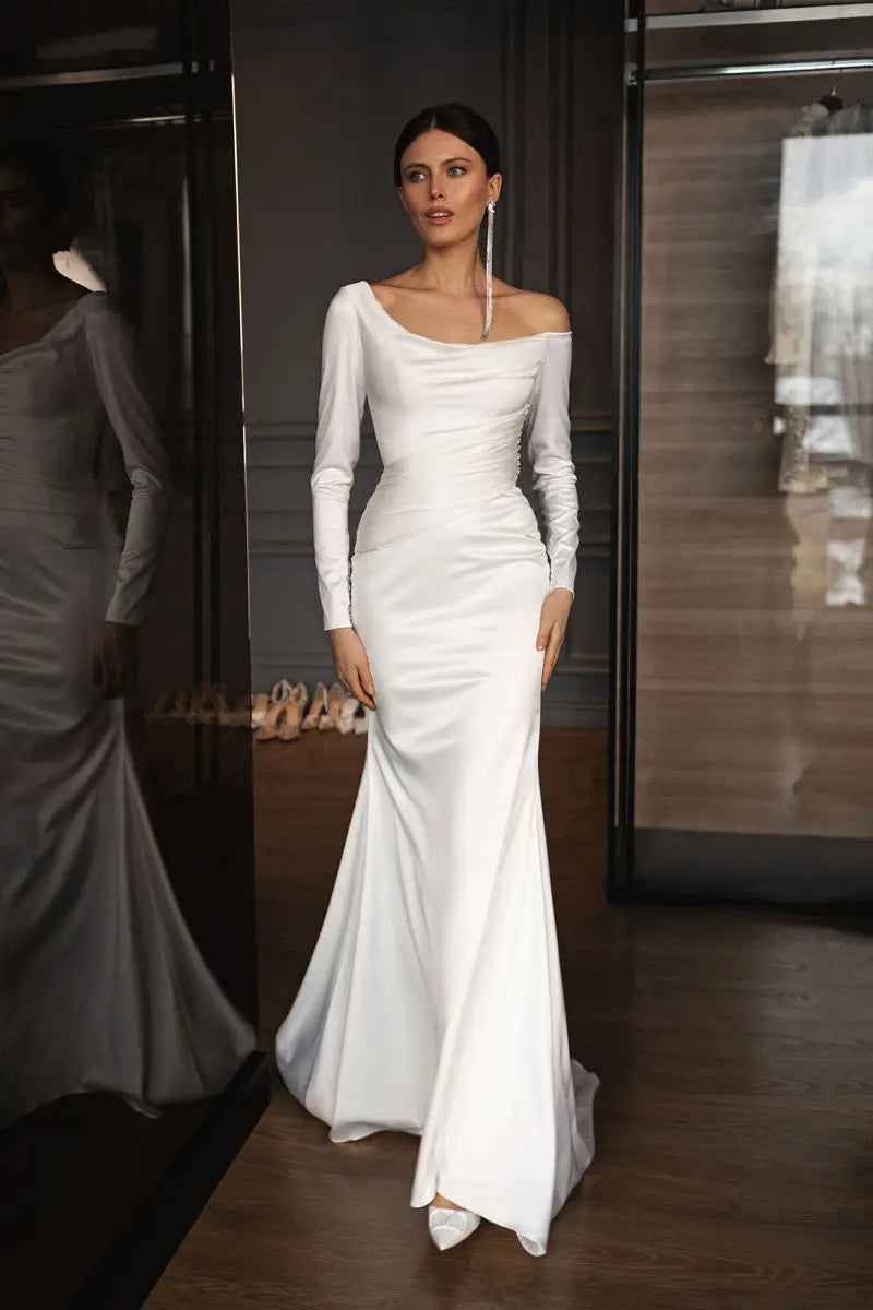 Exquisite Satin Backless Wedding Dress