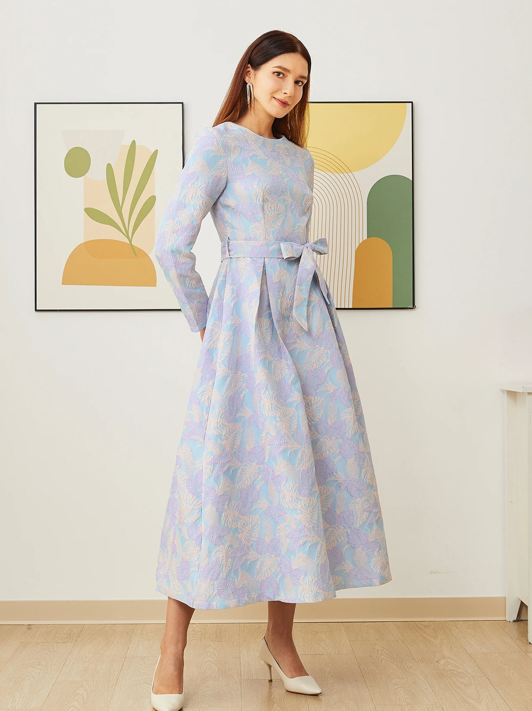 Luxurious Three-dimensional Embossed Dress