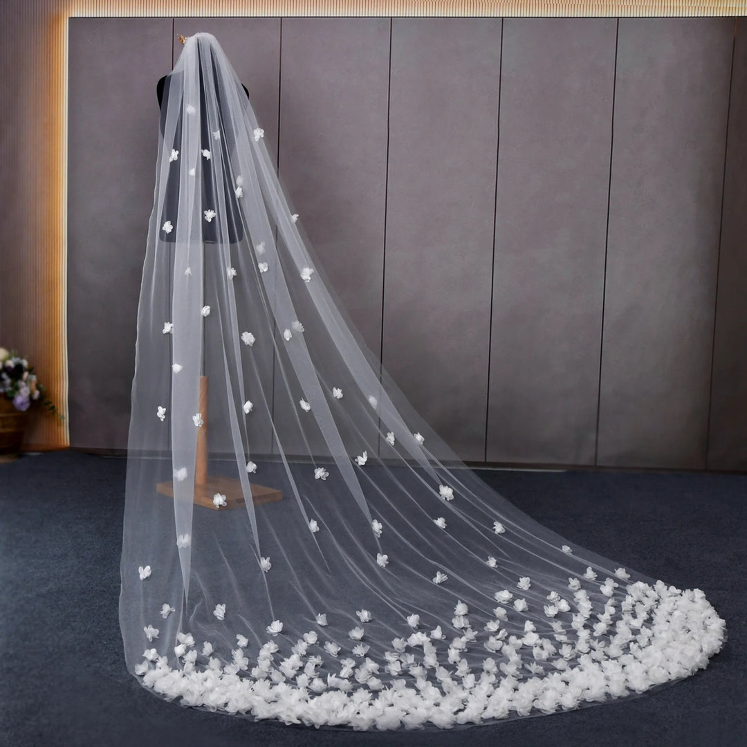 Romantic 3D Organza Flowers Bridal Veil