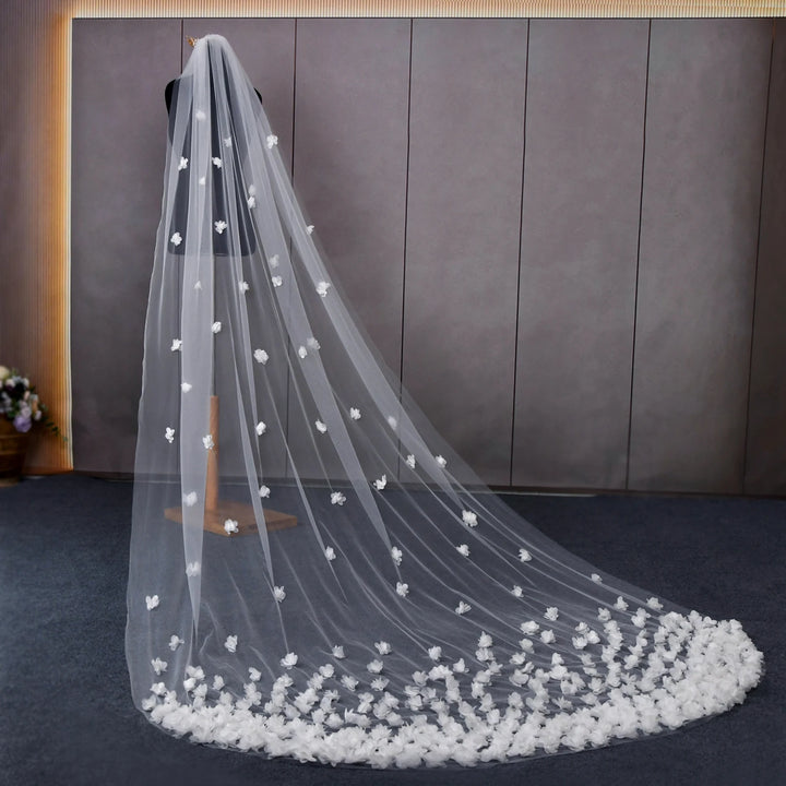 Romantic 3D Organza Flowers Bridal Veil