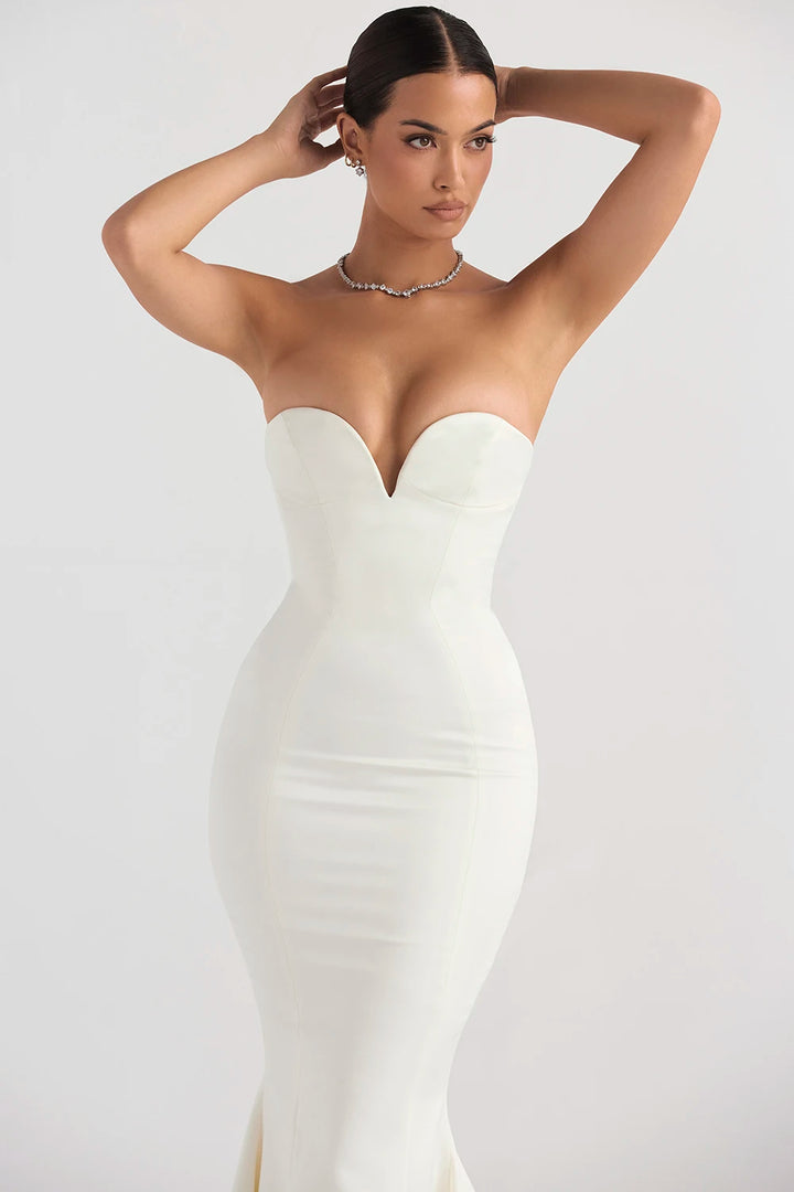 Stylish Sleeveless Sweep Train Bridal Gown