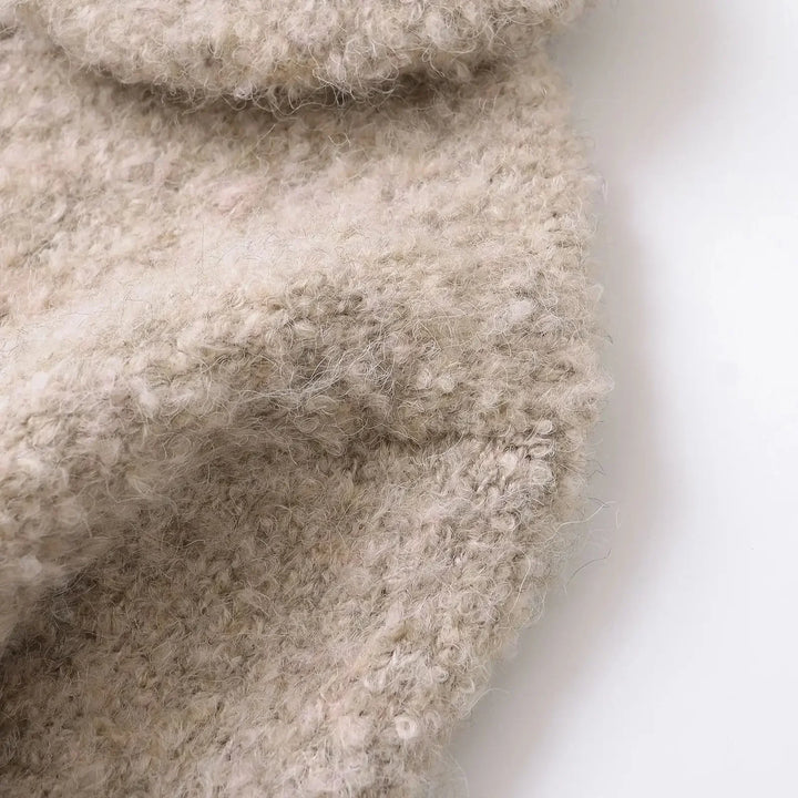 Smooth Knitted Short Cardigan