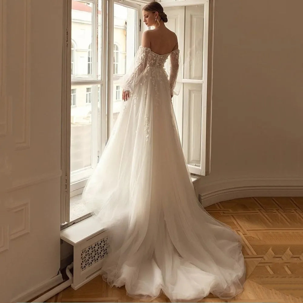 Modern Tulle Lantern Sleeve Wedding Dress
