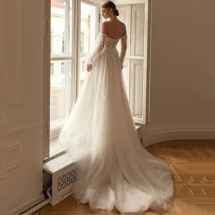 Modern Tulle Lantern Sleeve Wedding Dress