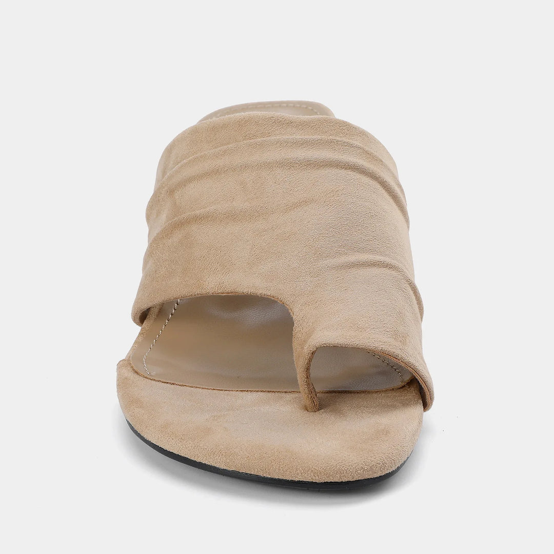 Stunning Clip Toe Pleated Sandals