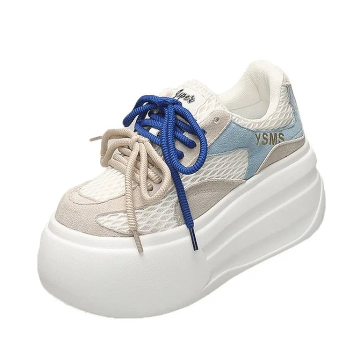 Sophisticated Breathable Sports Sneakers
