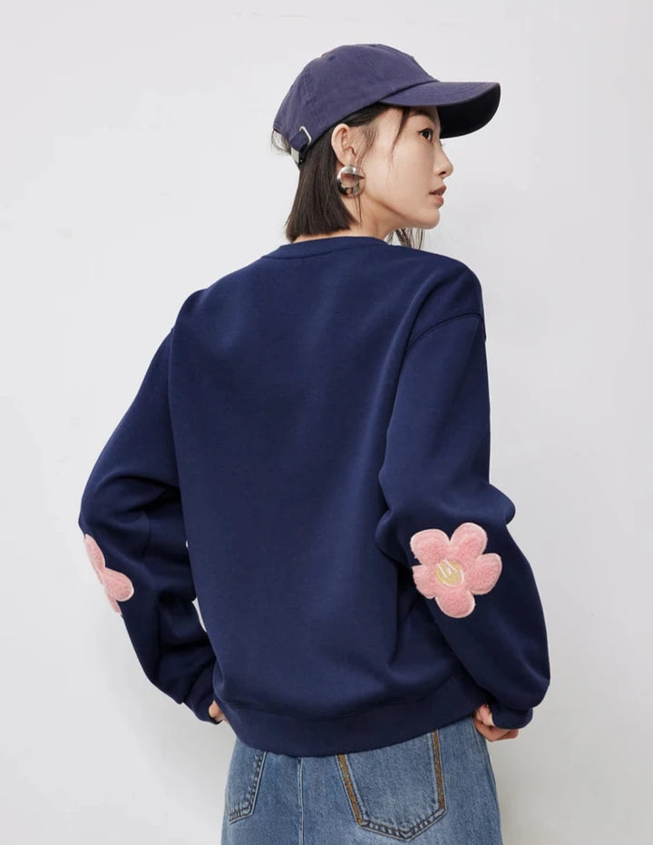 Versatile Flower Pullover Sweatshirt