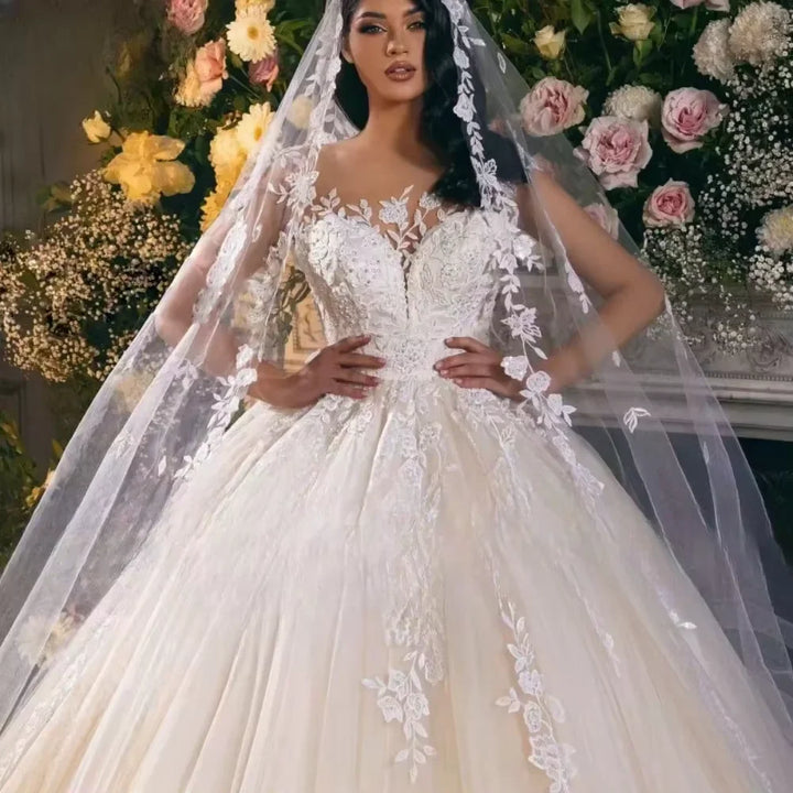 Scoop Neck Ball Gown Wedding Dress