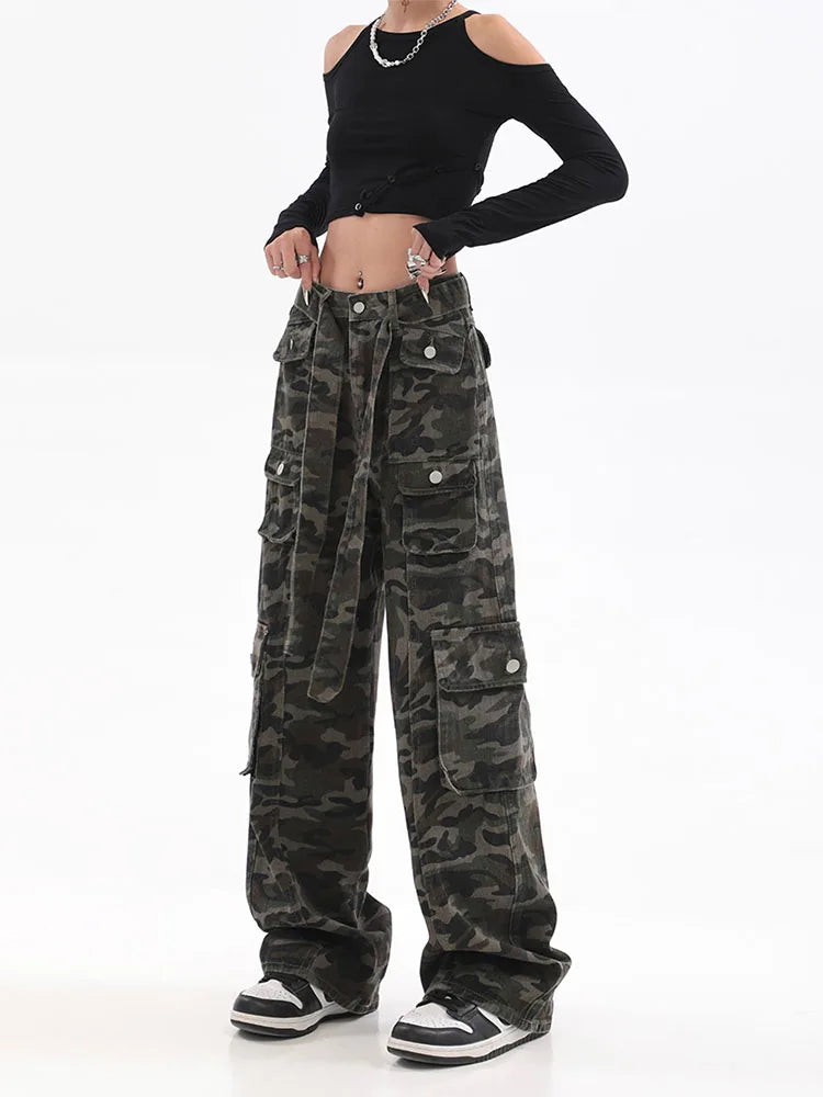 Low Rise Camouflage Cargo Pants