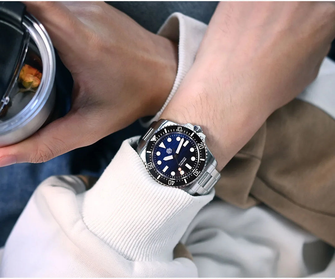Regal Waves Texture Dial Mechanical Watch