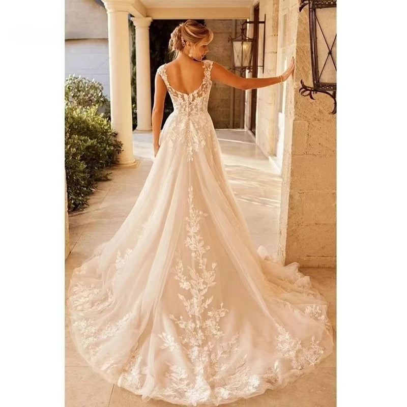 Modern Appliques Sweep Train Bridal Dress