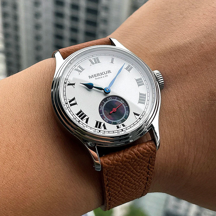 Refined Salmon Dial Skin Diver Watch