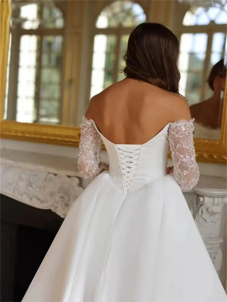 Timeless Back Lace-up Wedding Dress