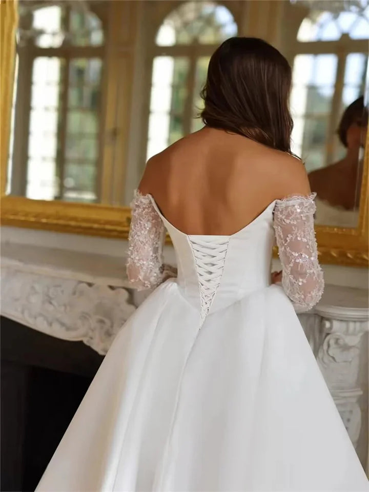 Timeless Back Lace-up Wedding Dress