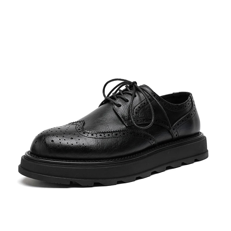 Black leather brogue shoe with 'WECHOMAY' branding on a white background