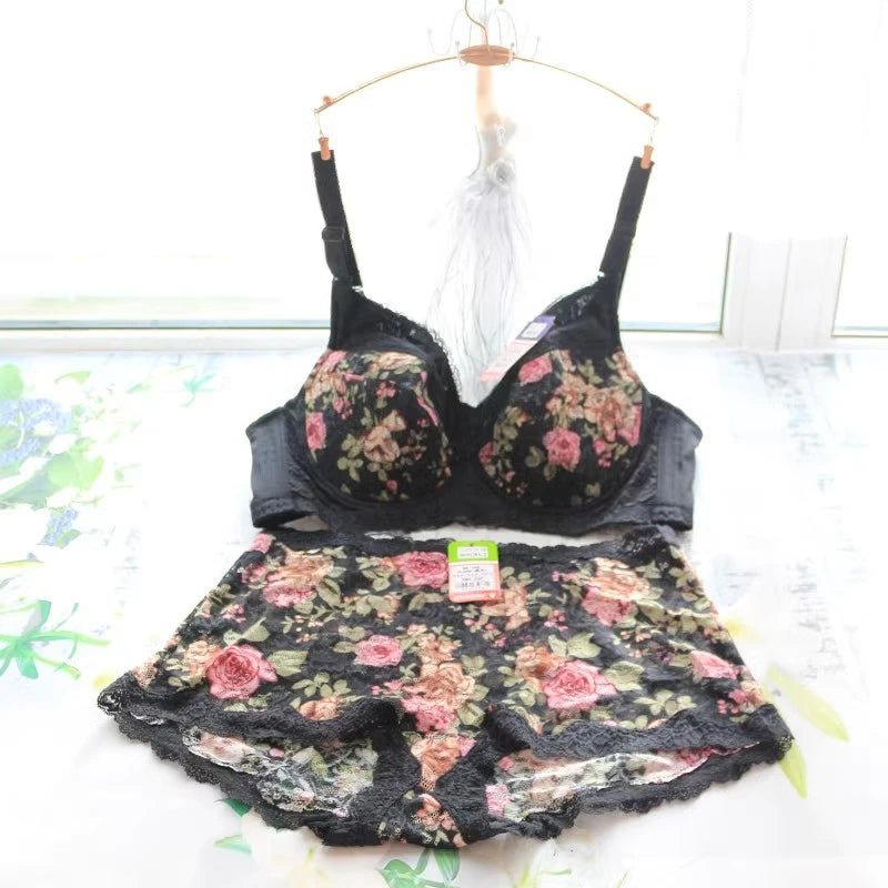 Stunning Plus Size Embroidery Bra