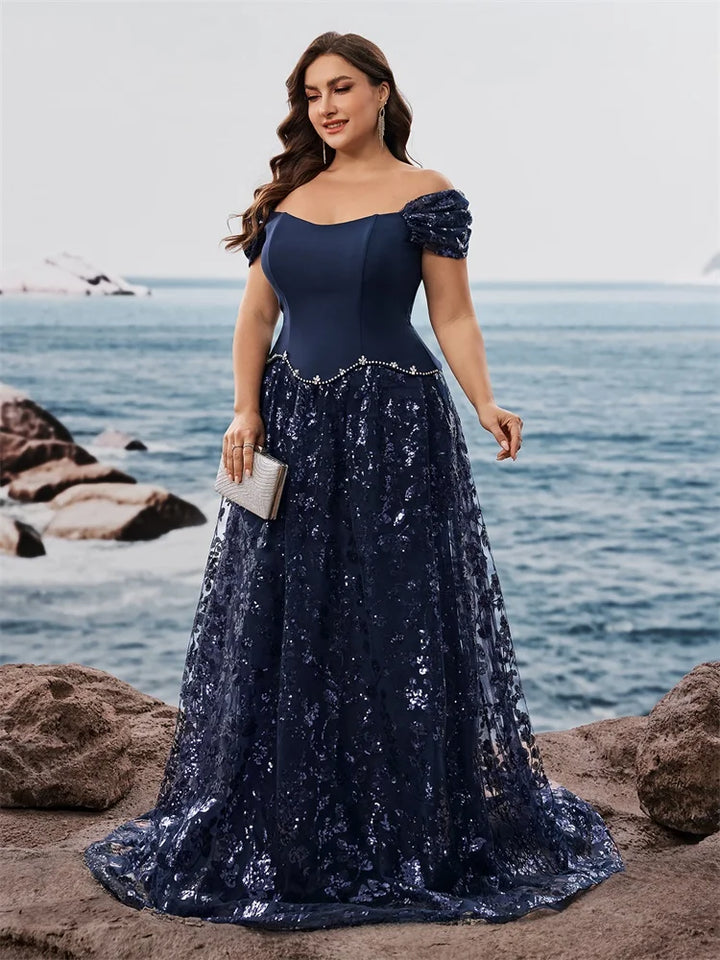 Delicate Strapless Evening Party Dress