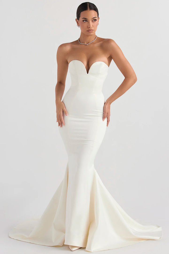 Stylish Sleeveless Sweep Train Bridal Gown