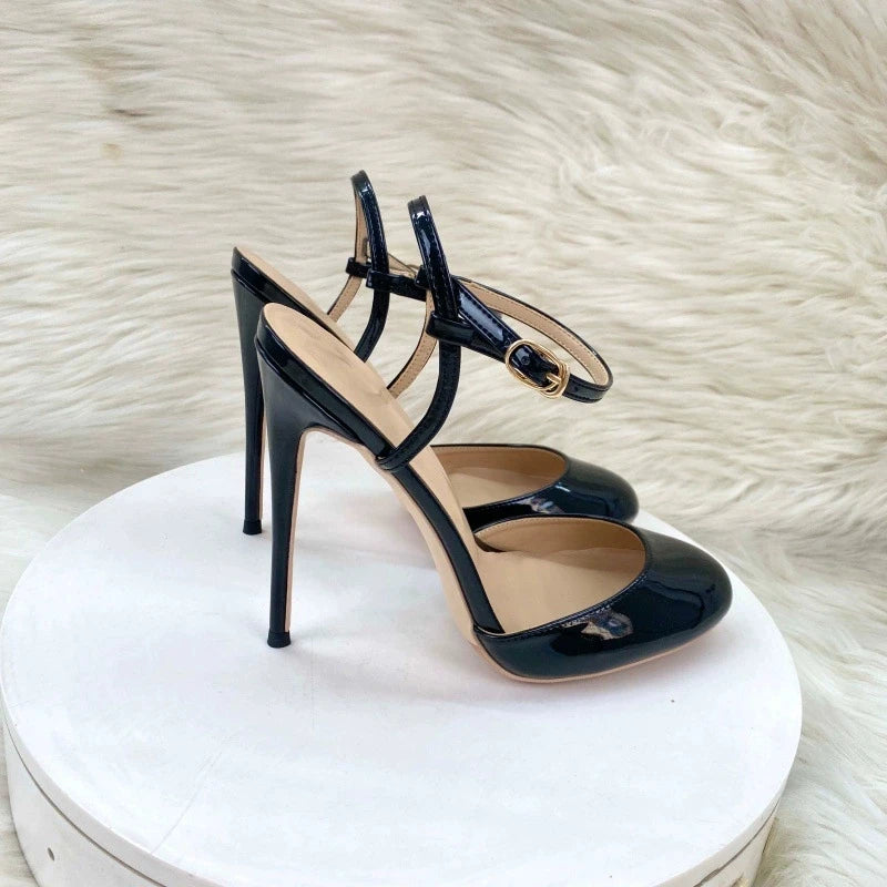 Alluring Round Toe Slingback Pumps