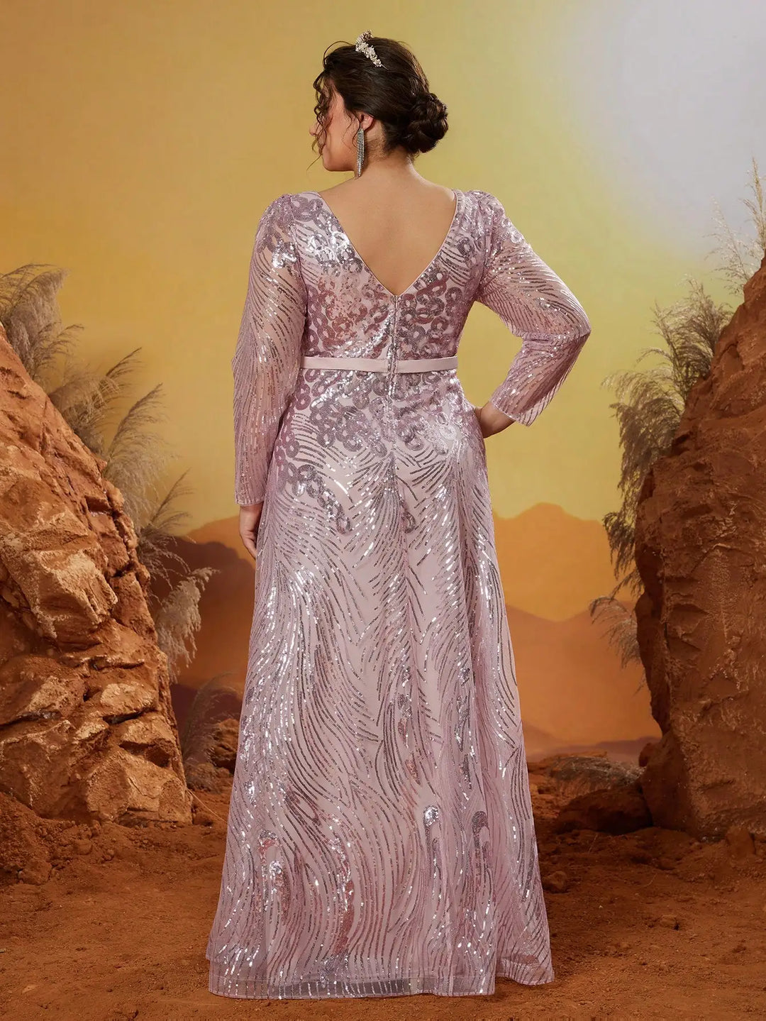 Noble V-neck Plus Size Women's Flowing Dress