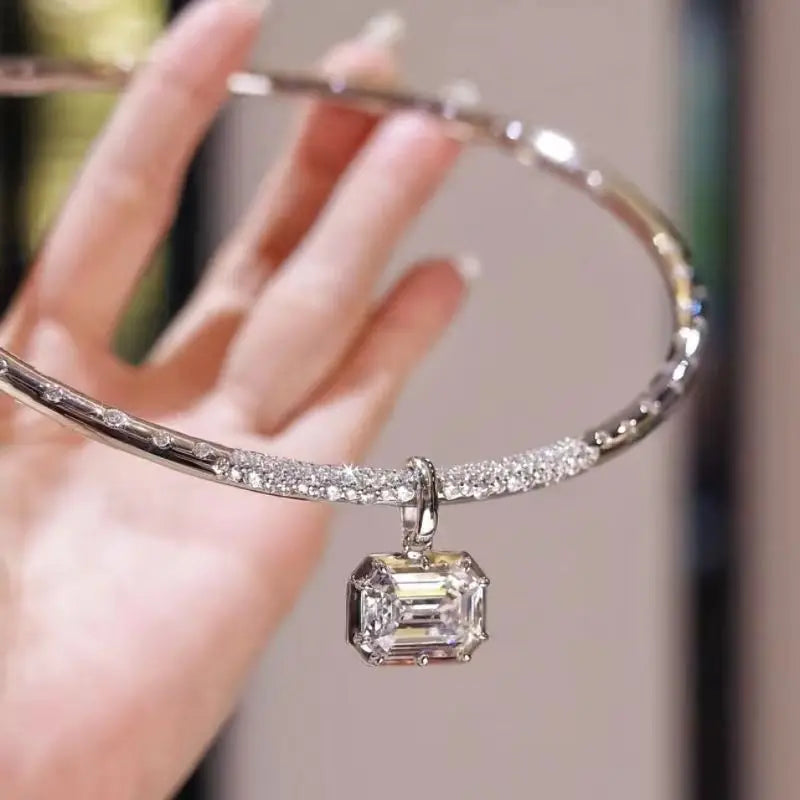 Stylish Pure Silver Pendant Necklace