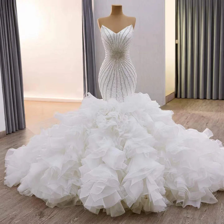 Romantic Crystal Beadings Wedding Dress