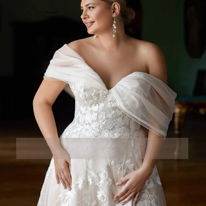 Modest Sweetheart Neck Bridal Dress
