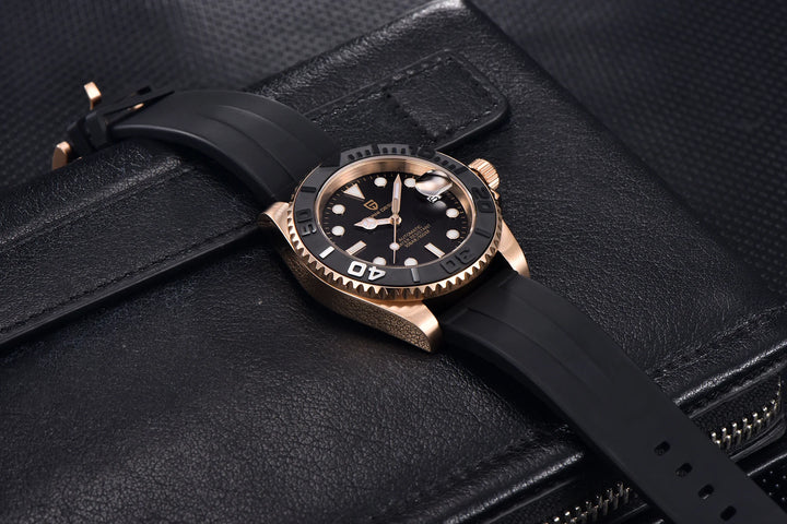 Sporty Stainless Steel Mechanical Wristwatch