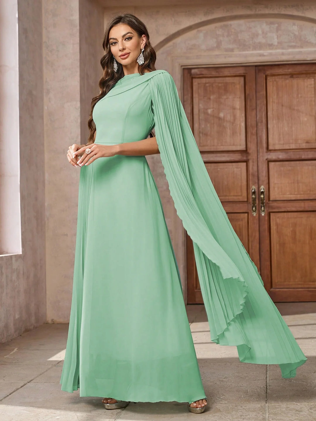 Attractive Floor-Length Chiffon Dress