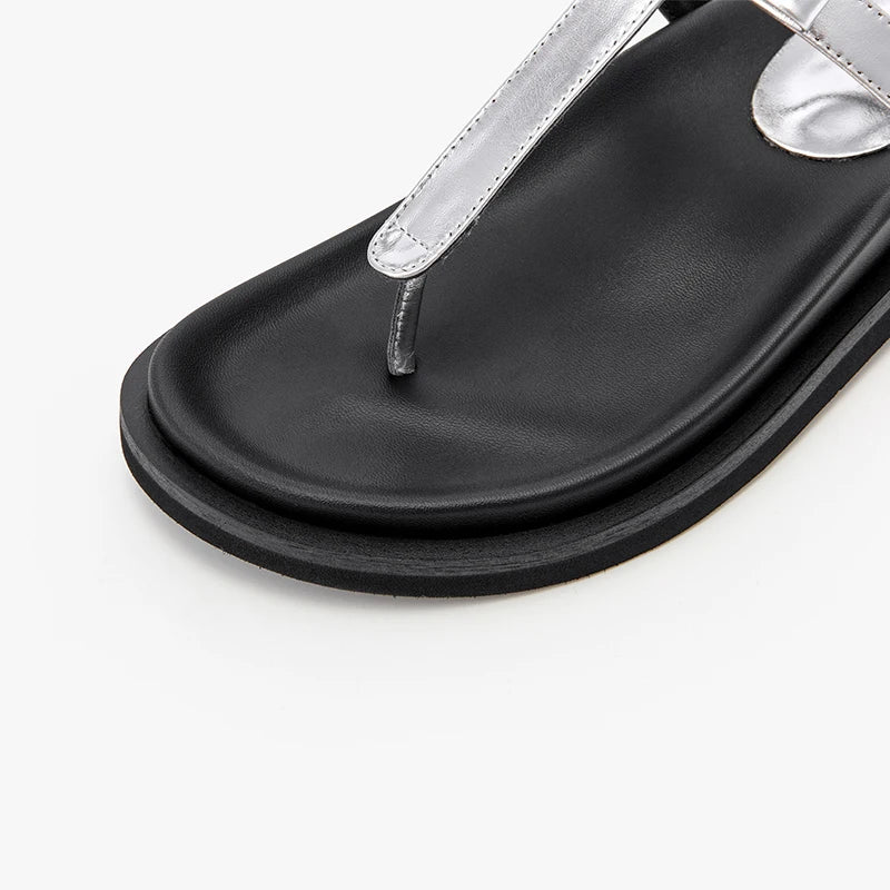 Stylish Buckle Strap Flip-Flop Sandals